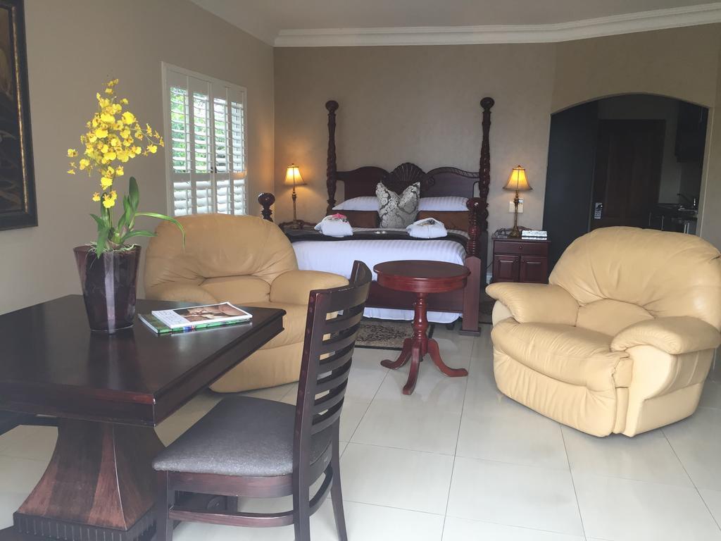 Luxury Beach Apartments Amanzimtoti Kültér fotó
